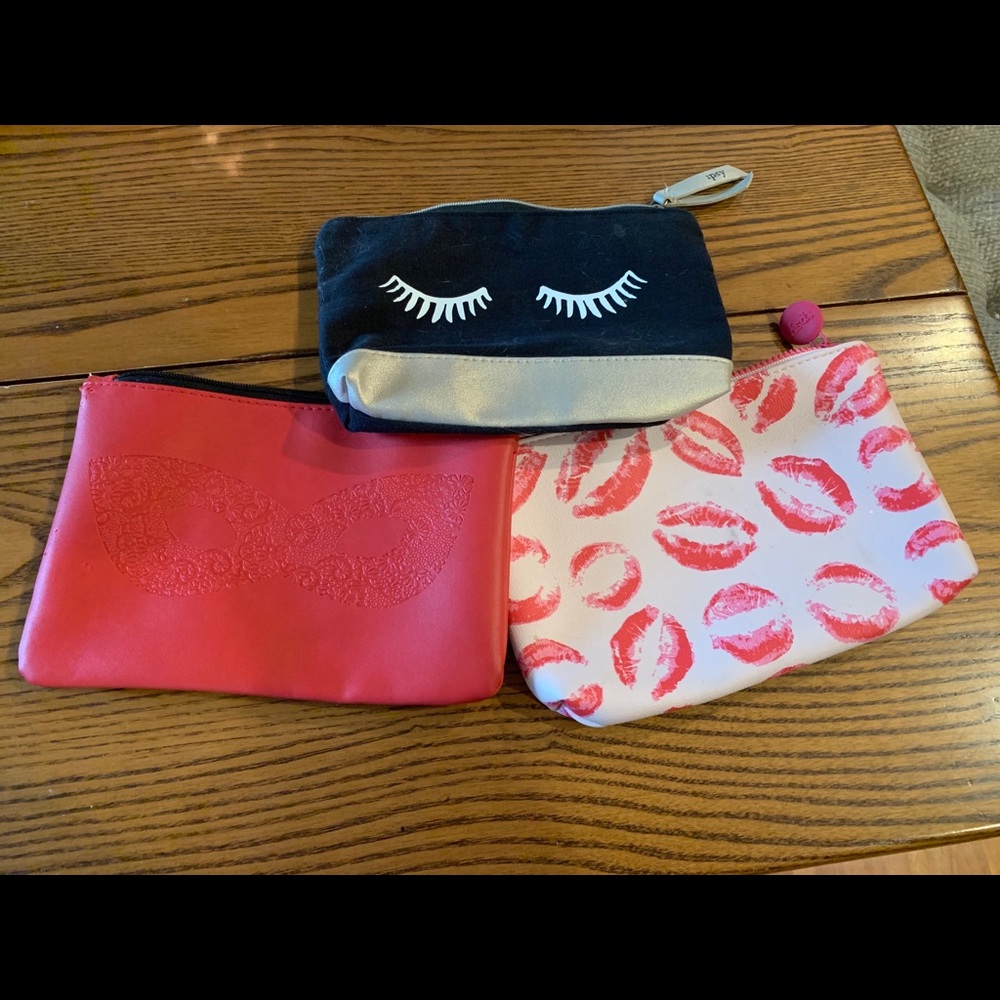 3 cute little make up bags! 💋💄